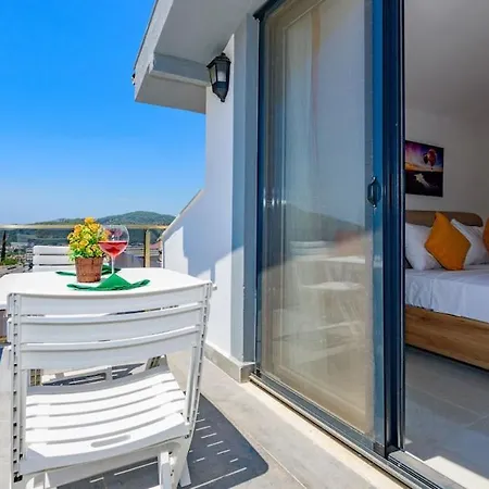 Verdora - 4 Bedroom In Oludeniz Hisaroenue 别墅 *