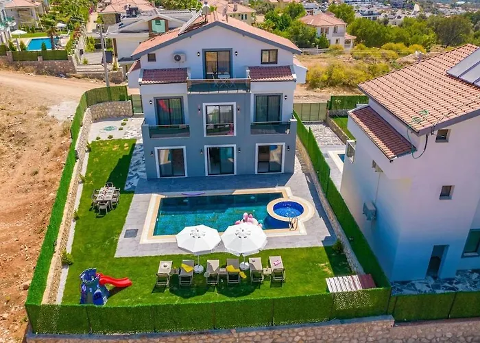Verdora - 4 Bedroom In Oludeniz Hisaroenue * 费特希耶
