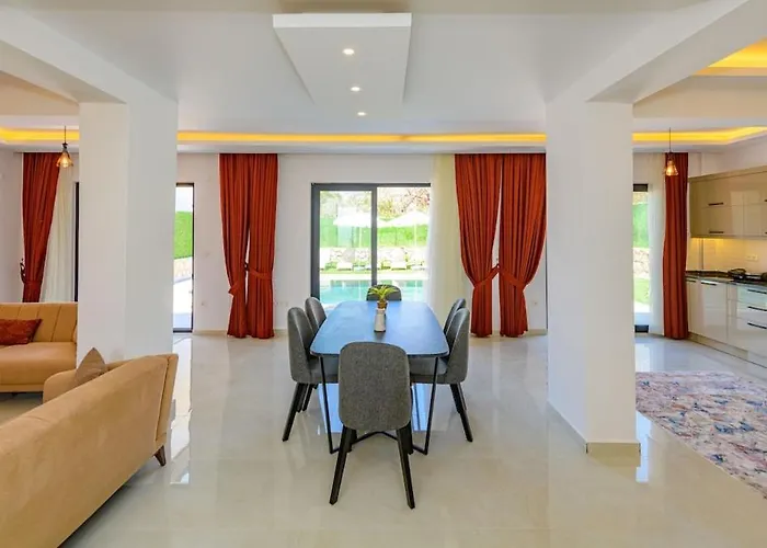 Verdora - 4 Bedroom In Oludeniz Hisaroenue 别墅 *