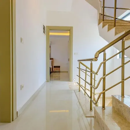 Verdora - 4 Bedroom In Oludeniz Hisarönü *