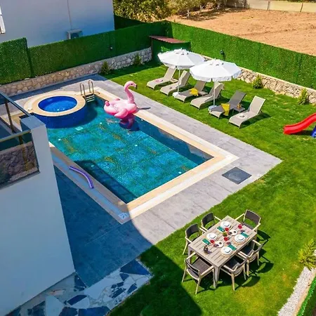 Verdora - 4 Bedroom In Oludeniz Hisarönü Villa *
