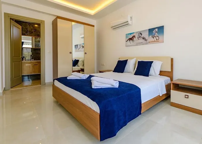 Verdora - 4 Bedroom In Oludeniz Hisaroenue Villa *