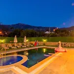 Verdora - 4 Bedroom In Oludeniz Hisaroenue Villa Fethiye