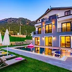 Verdora - 4 Bedroom In Oludeniz Hisaroenue * Fethiye