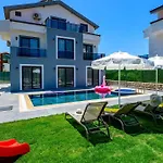 Verdora - 4 Bedroom In Oludeniz Hisaroenue Villa *