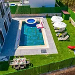 Verdora - 4 Bedroom In Oludeniz Hisaroenue Villa