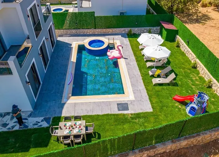 Verdora - 4 Bedroom In Oludeniz Hisaroenue Villa