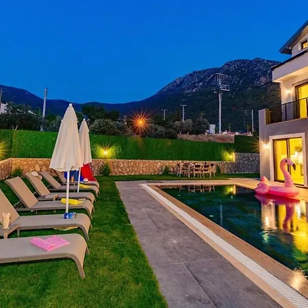 Verdora - 4 Bedroom In Oludeniz Hisarönü Villa Fethiye