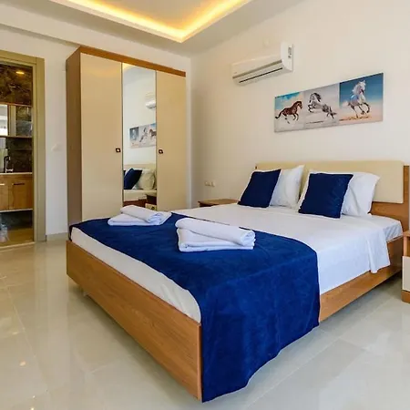 Verdora - 4 Bedroom In Oludeniz Hisarönü Villa *